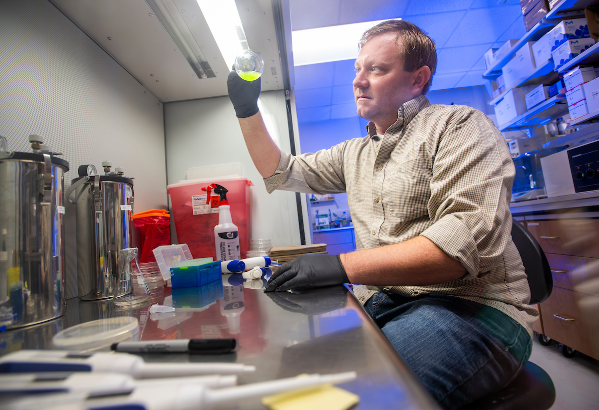 Calvin Henard Lab